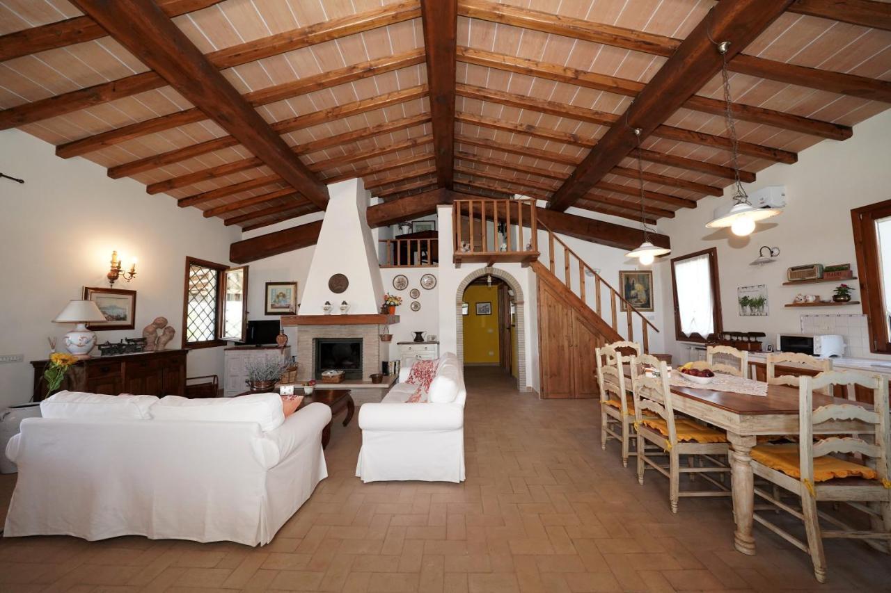 Casa Degli Ulivi Bed & Breakfast Cerveteri Luaran gambar